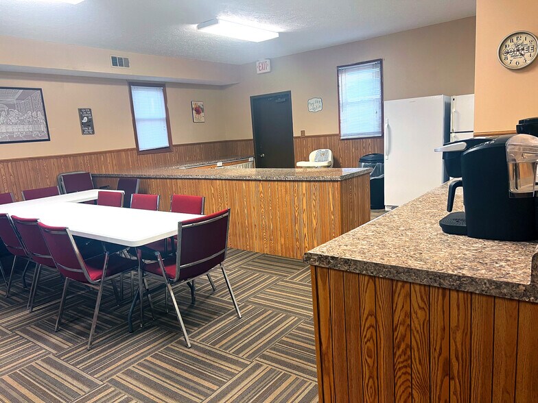 More Photos Of 418 S 14th St, Wymore General Retail For Sale