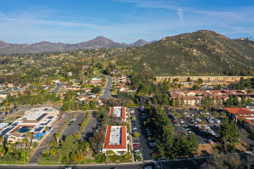 More Photos Of 15835 Pomerado Rd, Poway Unknown For Lease