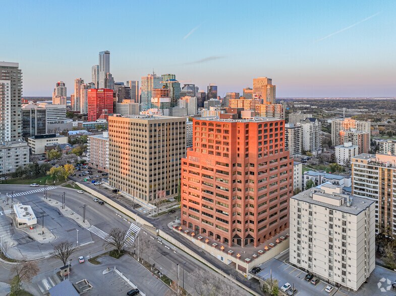 More Photos Of 10611 98th Ave NW, Edmonton Coworking Space