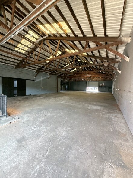 More Photos Of 4127 Weslow St, Houston Industrial For Lease