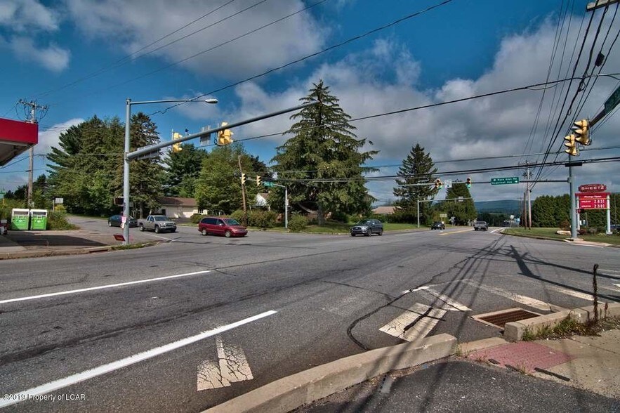 More Photos Of 541 State Route 93, Sugarloaf Light Distribution For Lease