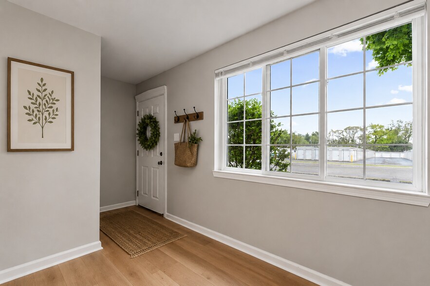 More Photos Of 425 Donovan St, South Lyon Apartments For Sale