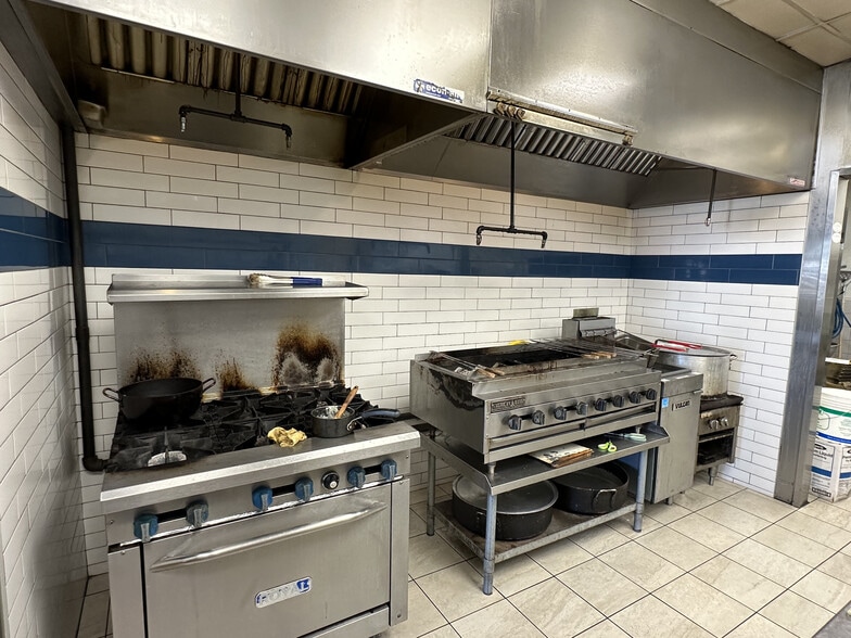 More Photos Of 733 N Mountain Ave, Upland Restaurant For Lease