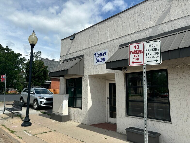 More Photos Of 2709 W 38th Ave, Denver Storefront For Lease