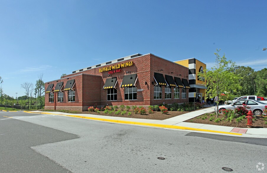 Primary Photo Of 10601 Martin Luther King Jr Hwy, Bowie Restaurant For Lease
