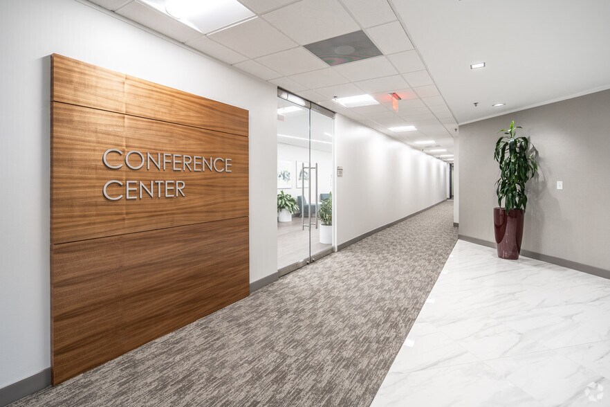 More Photos Of 5605 N MacArthur Blvd, Irving Coworking Space