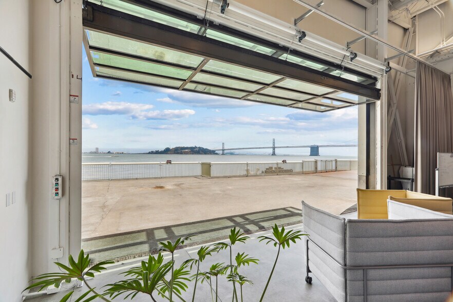More Photos Of Pier 17, San Francisco Research And Development For Lease