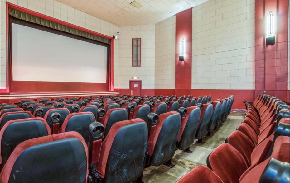 More Photos Of 115 Mashell N ave, Eatonville Movie Theatre For Sale