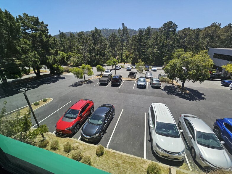 More Photos Of 70 Garden Ct, Monterey Medical For Lease