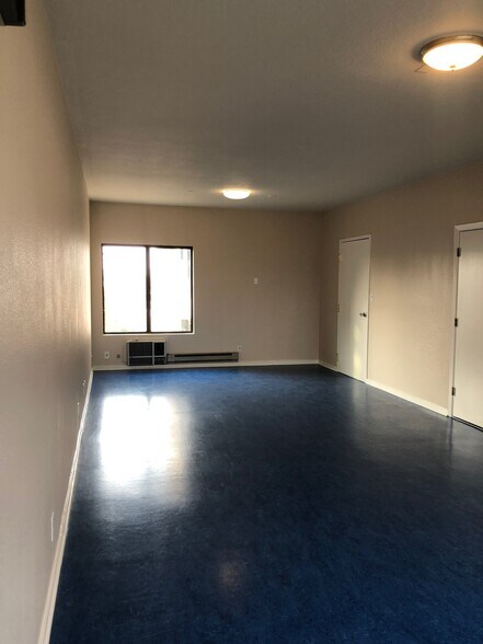 More Photos Of 5263 Claremont Ave, Oakland Loft Creative Space For Sale
