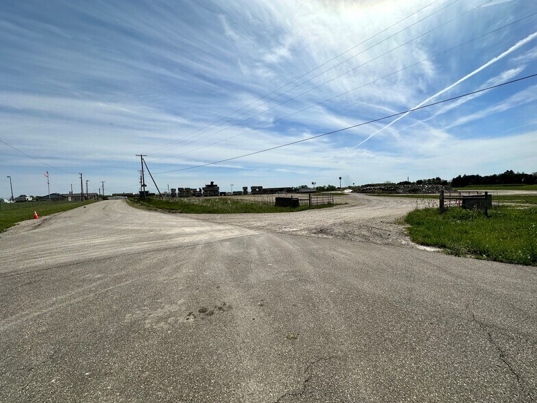 More Photos Of 41060 Bond dr, Belmont Land For Lease