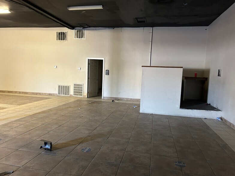 More Photos Of 530 Union Ave, Bakersfield Storefront Retail Office For Sale