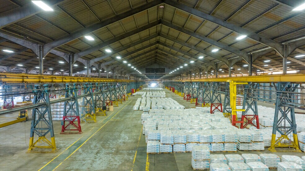 More Photos Of 202 Raleigh St, Wilmington Manufacturing For Lease