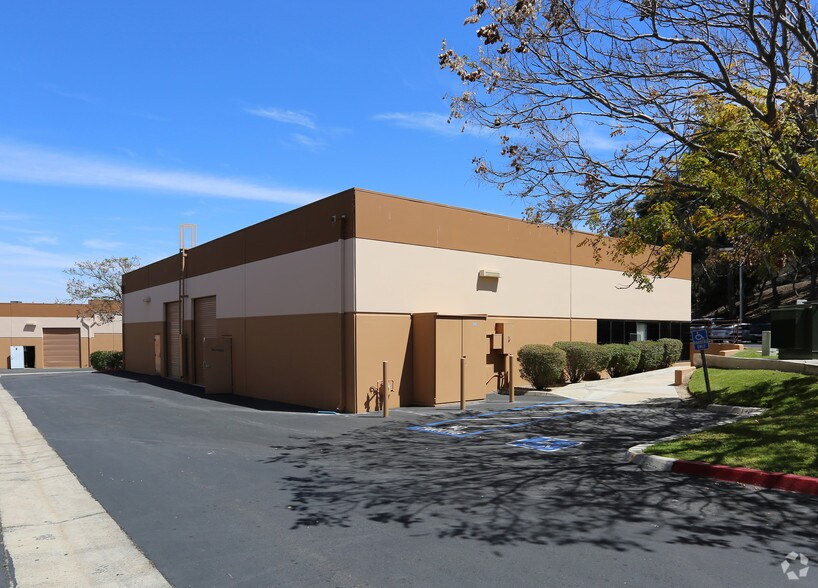 More Photos Of 11421 W Bernardo Ct, San Diego Light Manufacturing For Lease