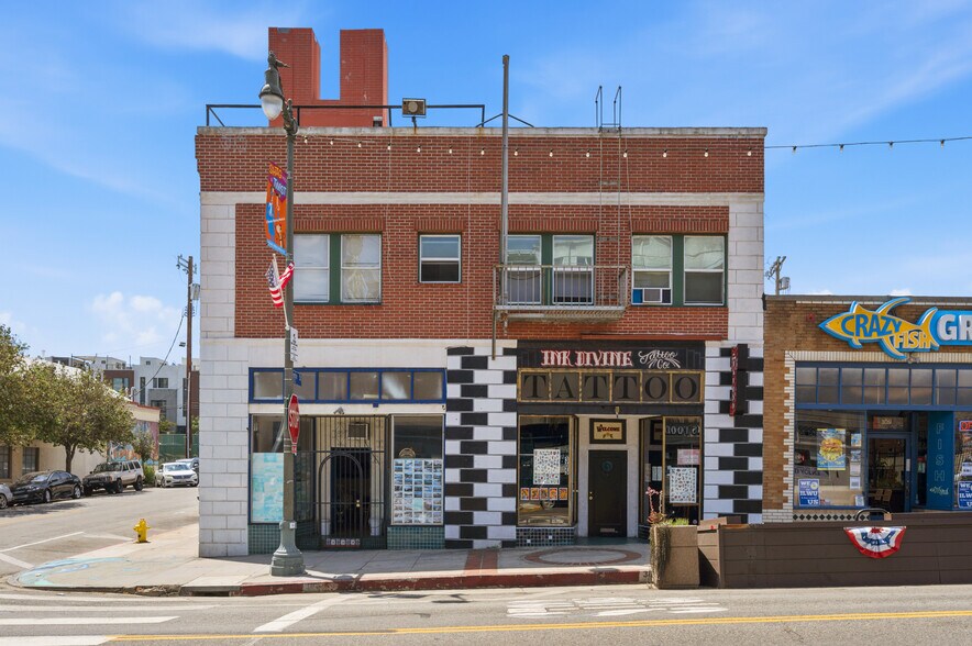 More Photos Of 709 S Centre St, San Pedro Storefront Retail Residential For Sale