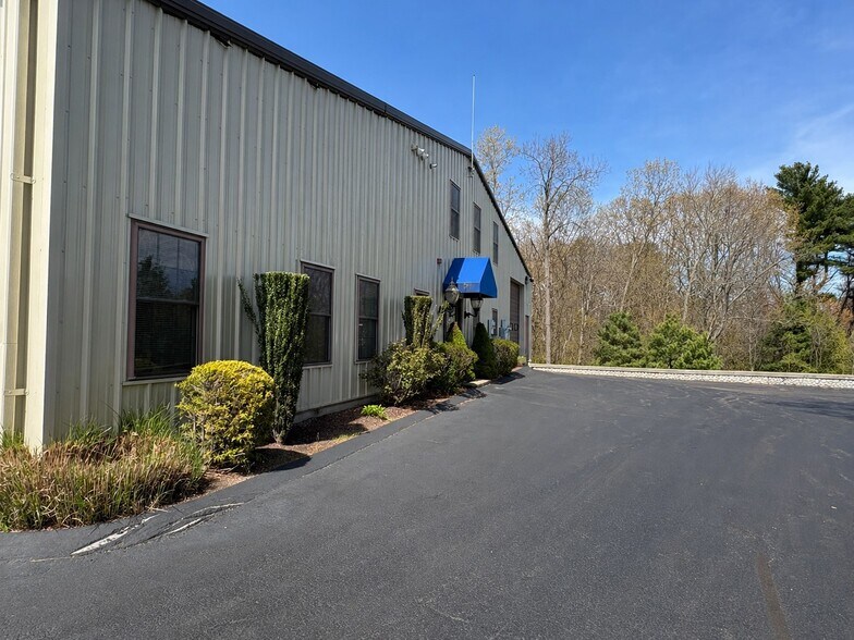Primary Photo Of 130 Industrial Dr, North Smithfield Warehouse For Sale