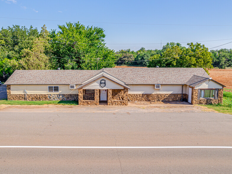 Primary Photo Of 16109 State Highway 33, Kingfisher Flex For Sale