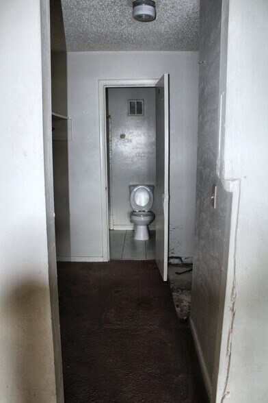 More Photos Of 270 Tampa Dr, Nashville Apartments For Sale