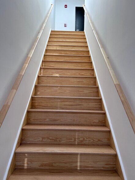 More Photos Of 1018-1020 S Orange Ave, Newark General Retail For Sale