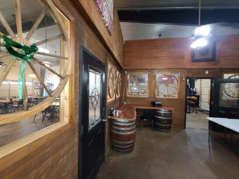 More Photos Of 2216 Gulf Fwy, La Marque Restaurant For Sale