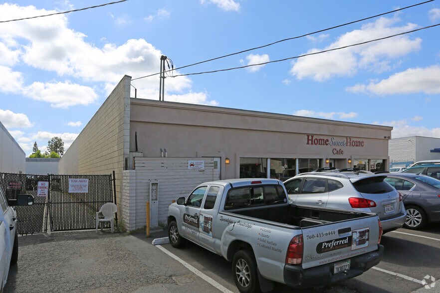 More Photos Of 662-672 Enterprise St, Escondido Warehouse For Lease