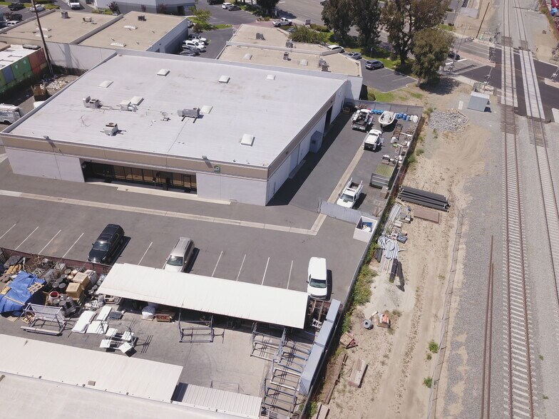 More Photos Of 1196 N Grove St, Anaheim Manufacturing For Lease
