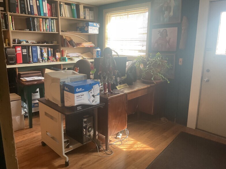 More Photos Of 145 Main st, Waitsburg Office For Lease