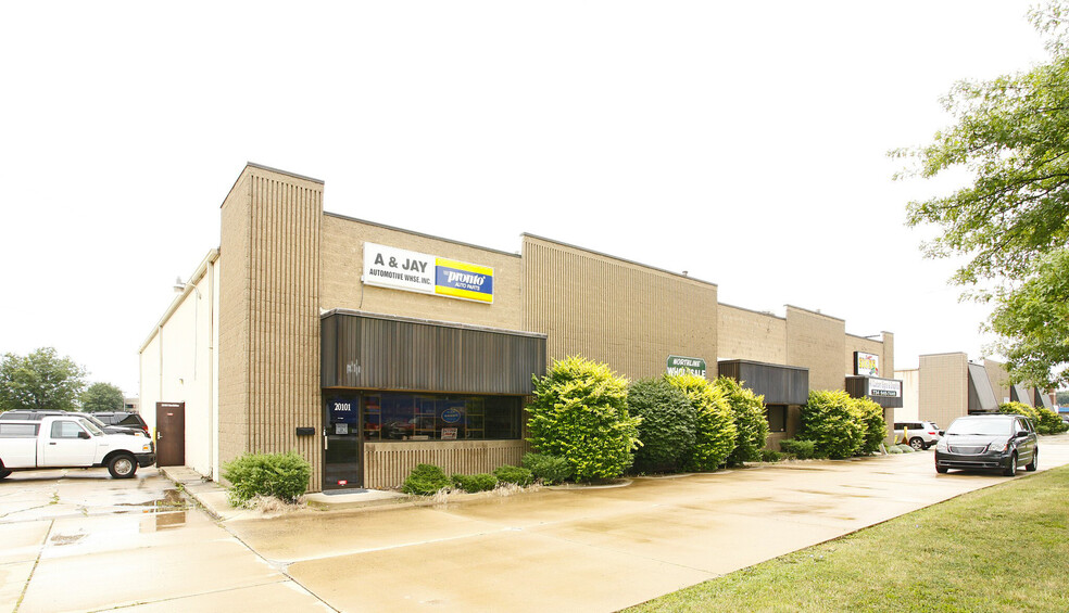 Primary Photo Of 20101-20109 Northline Rd, Taylor Warehouse For Lease