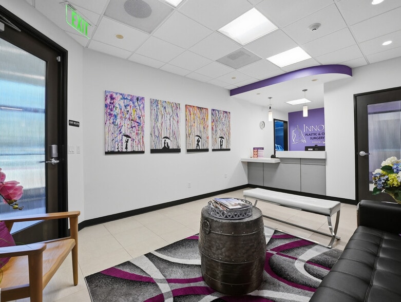 More Photos Of 6610 Flanders Dr, San Diego Medical For Sale