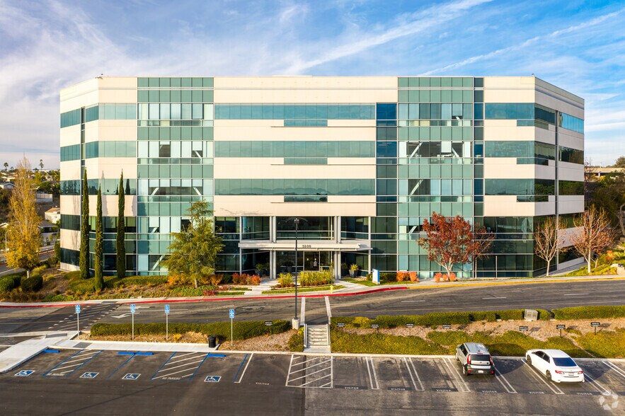 Primary Photo Of 5140-5150 W Goldleaf Cir, Los Angeles Office For Lease