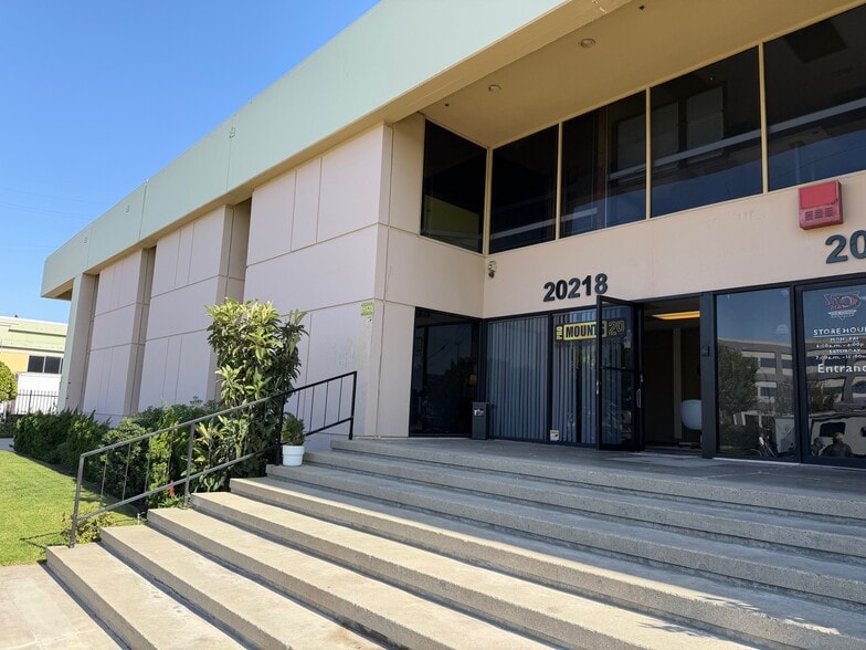 Primary Photo Of 20218-20220 S Hamilton Ave, Torrance Showroom For Lease