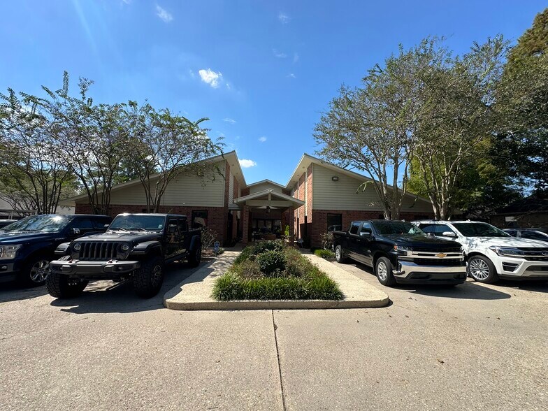 More Photos Of 2822 Oneal Ln, Baton Rouge Office For Sale