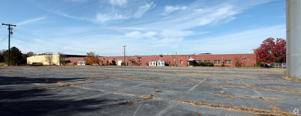 Primary Photo Of 648 Wilson St, Chester Warehouse For Lease