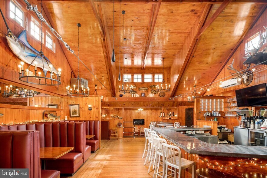 More Photos Of 1821 River Rd, Upper Black Eddy Restaurant For Sale