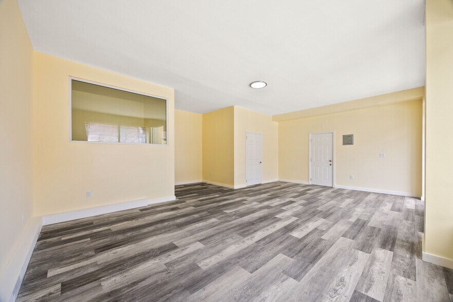 More Photos Of 222 E 51st St, Brooklyn Storefront Retail Residential For Sale