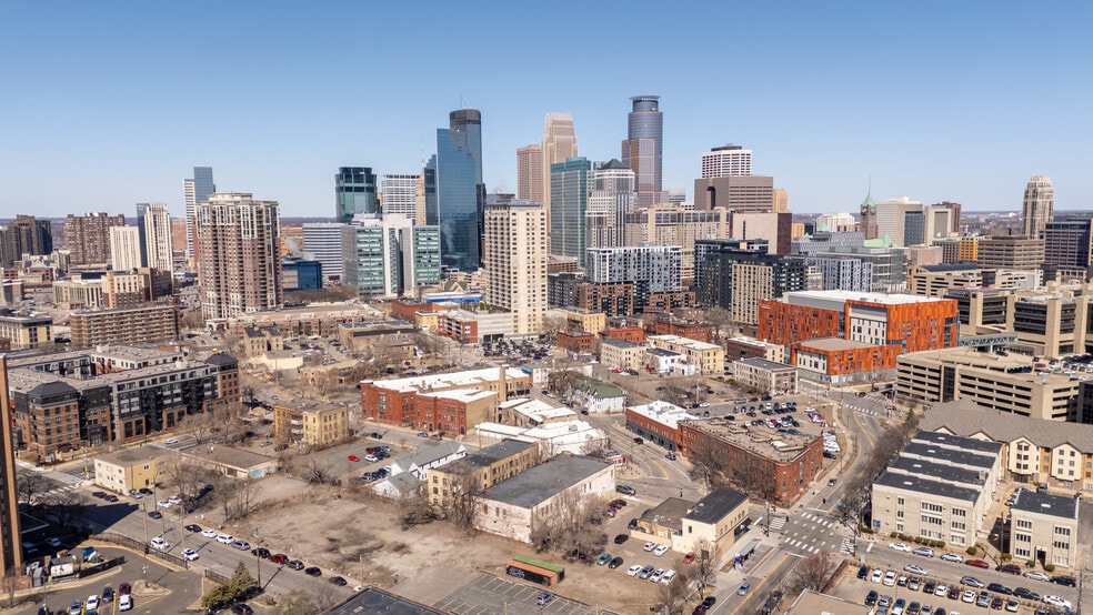 More Photos Of 731 E 14th St, Minneapolis Storefront Retail Office For Sale