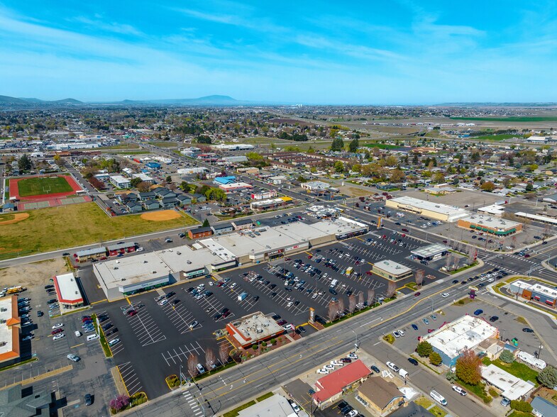 More Photos Of 1308-1408 N 20th Ave, Pasco Unknown For Lease