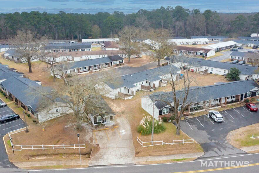 More Photos Of 905 A Friendship Dr, Albany Apartments For Sale