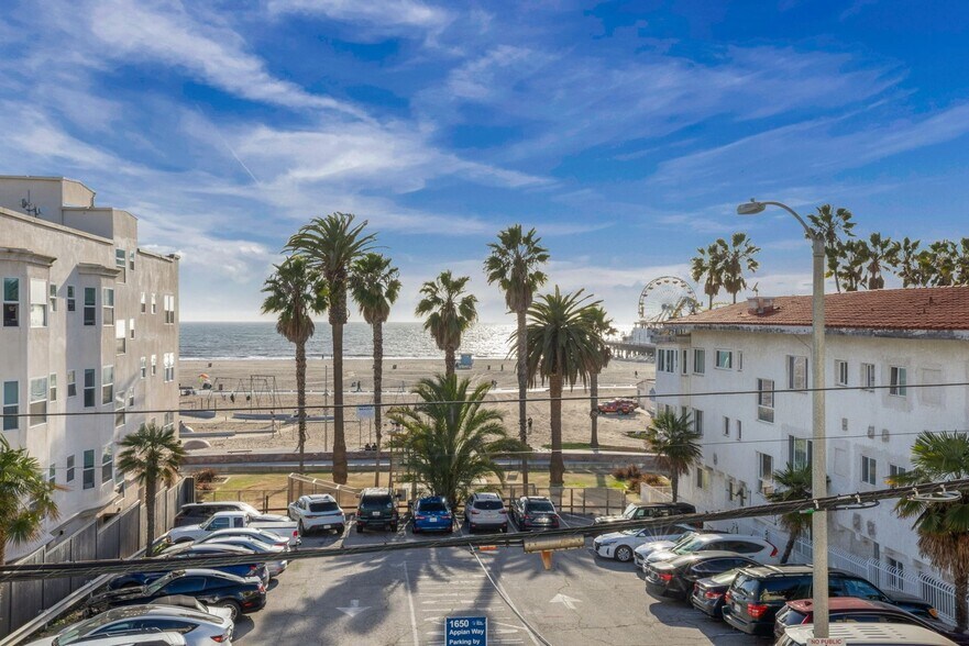 More Photos Of 1661 Appian Way, Santa Monica Apartments For Sale