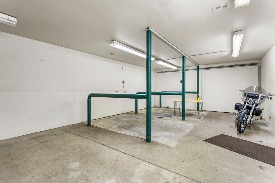 More Photos Of 3521 Blue Crane Ln, Yakima Warehouse For Sale