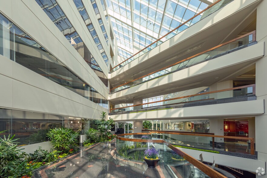 More Photos Of 39555 Orchard Hill Pl, Novi Office For Lease