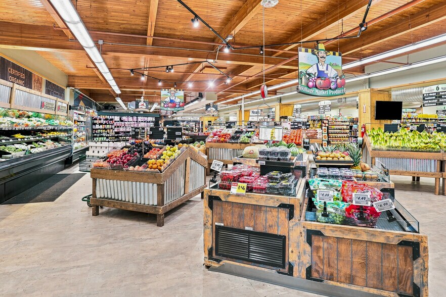 More Photos Of 702 S Main St, Moab General Retail For Sale