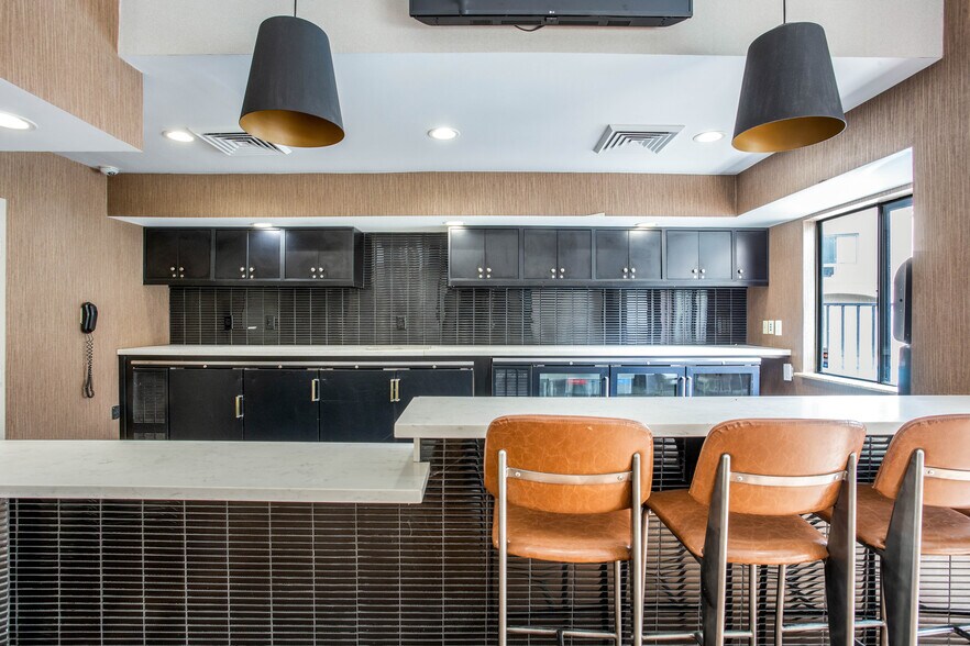 More Photos Of 11260 Point East Dr, Rancho Cordova Apartments For Sale