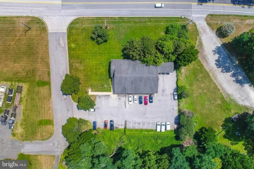 More Photos Of 19250 York rd, Parkton Flex For Sale