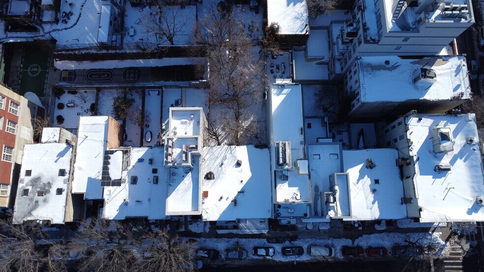 More Photos Of 732 Prospect Pl, Brooklyn Flex For Sale