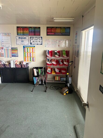 More Photos Of 205 E 16th St, Alma Office For Sale