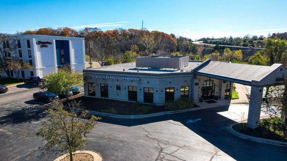 More Photos Of 16663 Midland Dr, Shawnee Medical For Sale