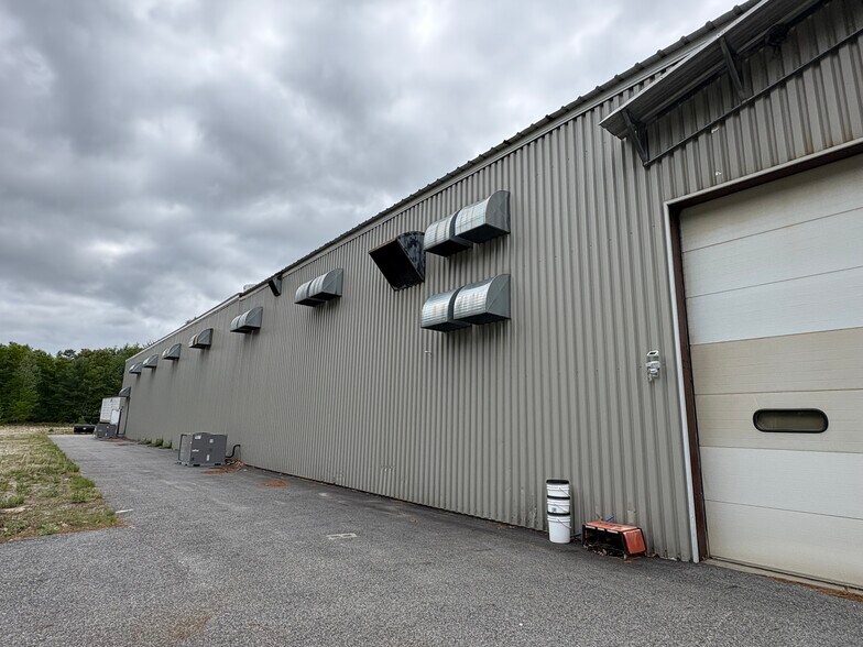More Photos Of 57 Conant Rd, Turner Industrial For Sale