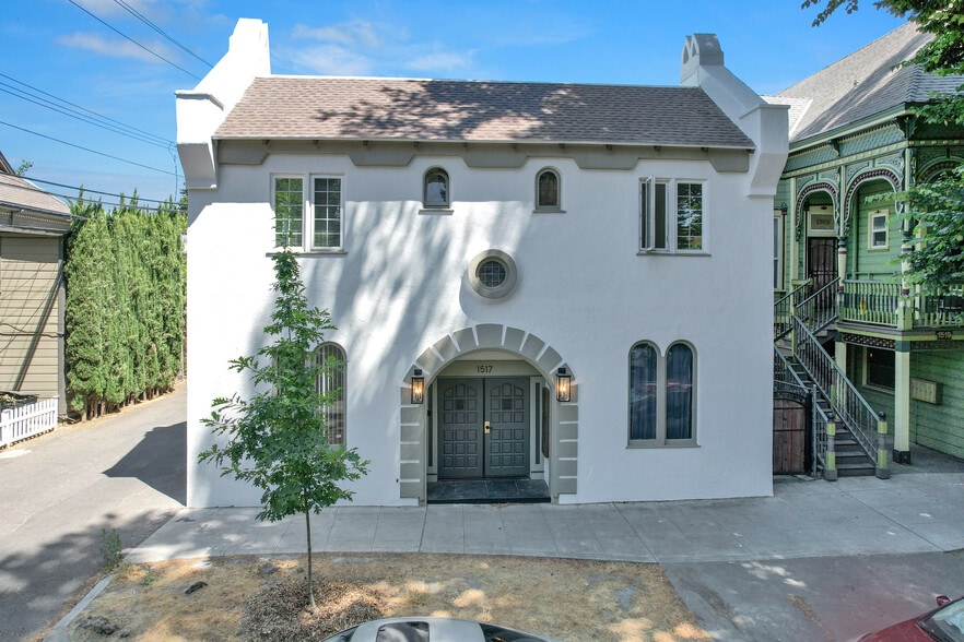 Primary Photo Of 1517 17th St, Sacramento Apartments For Sale