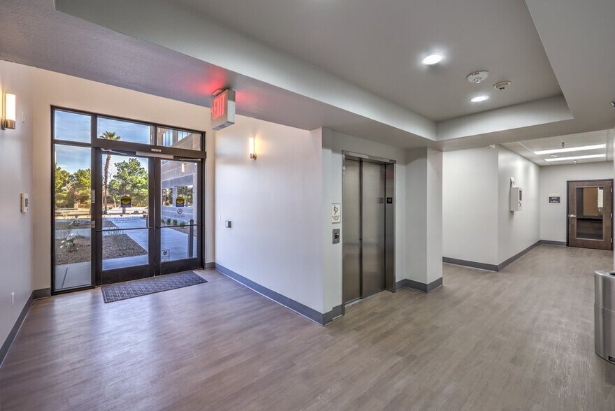 More Photos Of 1776 E Warm Springs Rd, Las Vegas Medical For Lease